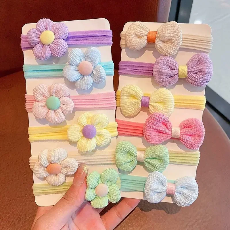 Bandas elásticas con flores para el pelo de niña - imagen 3
