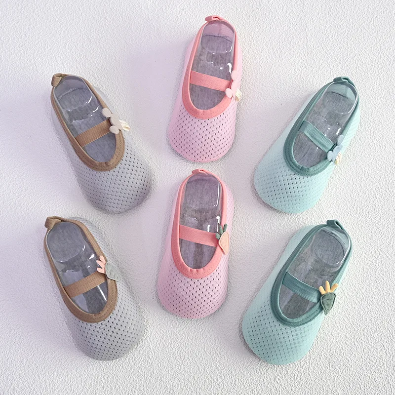 Zapatos primeros pasos antideslizantes – Suela blanda para bebé - imagen 4