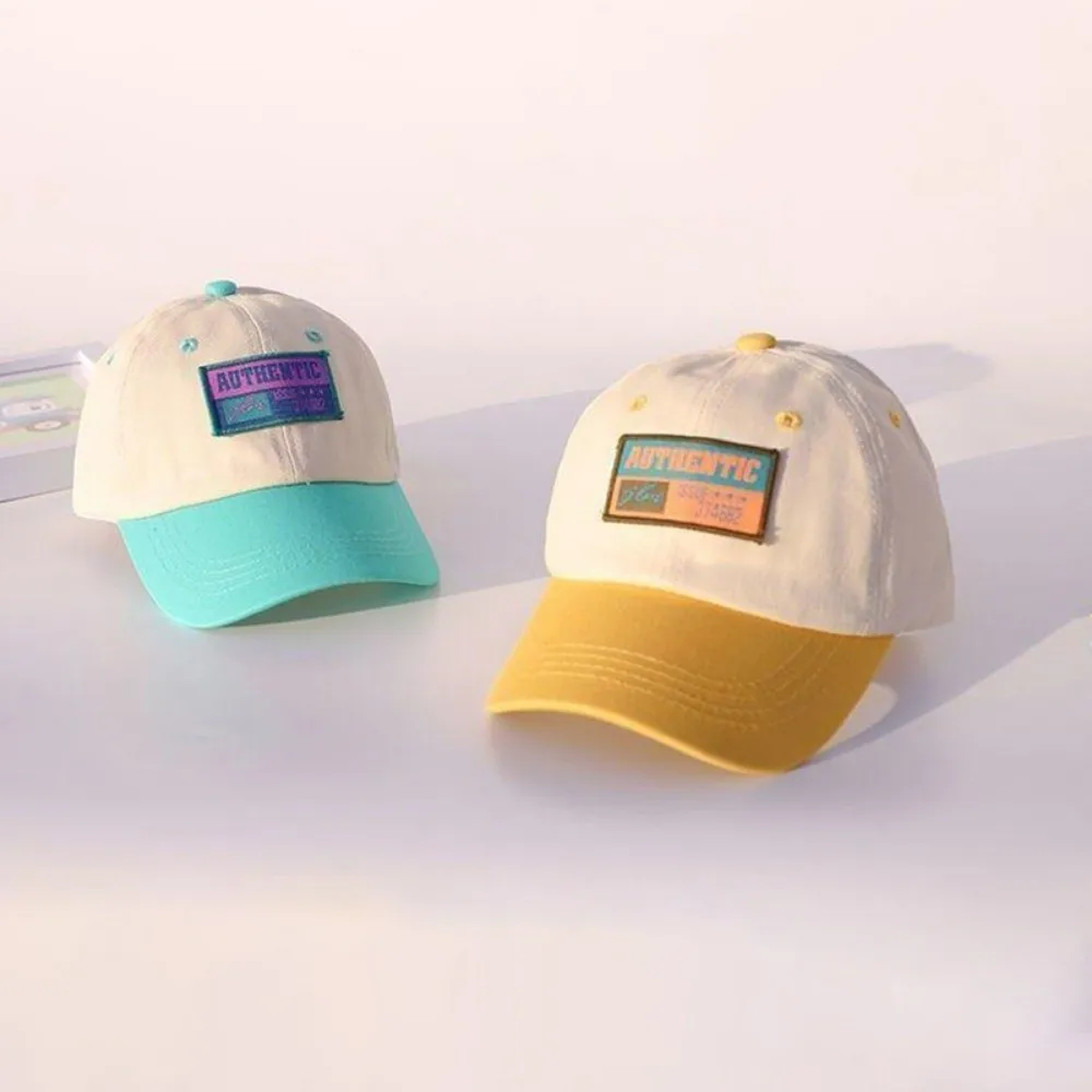 Gorra de béisbol transpirable para niños con visera y bordado - imagen 2