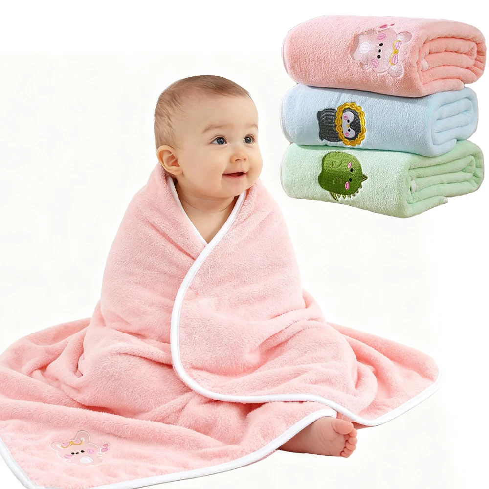 Toalla de baño con capucha y bordado de animales