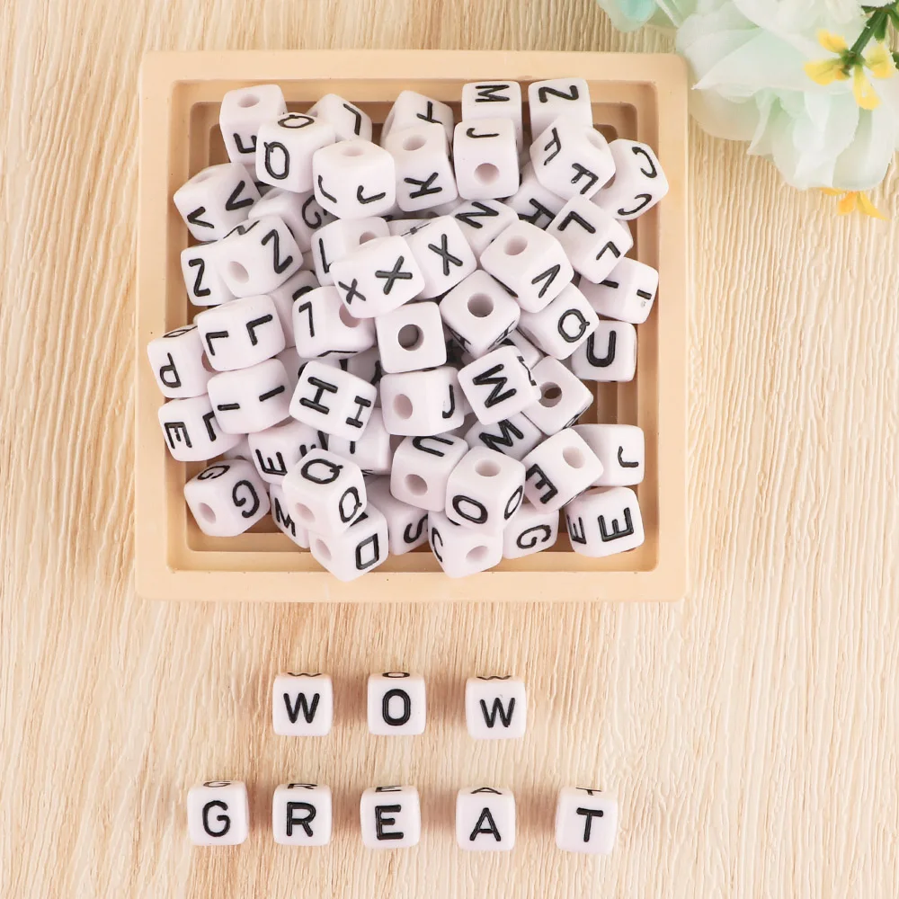 Cuentas de letras acrilicas 10x10mm blancas para joyeria DIY - imagen 4
