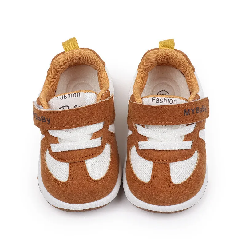 Zapatillas antideslizantes para bebé transpirables de malla en otoño