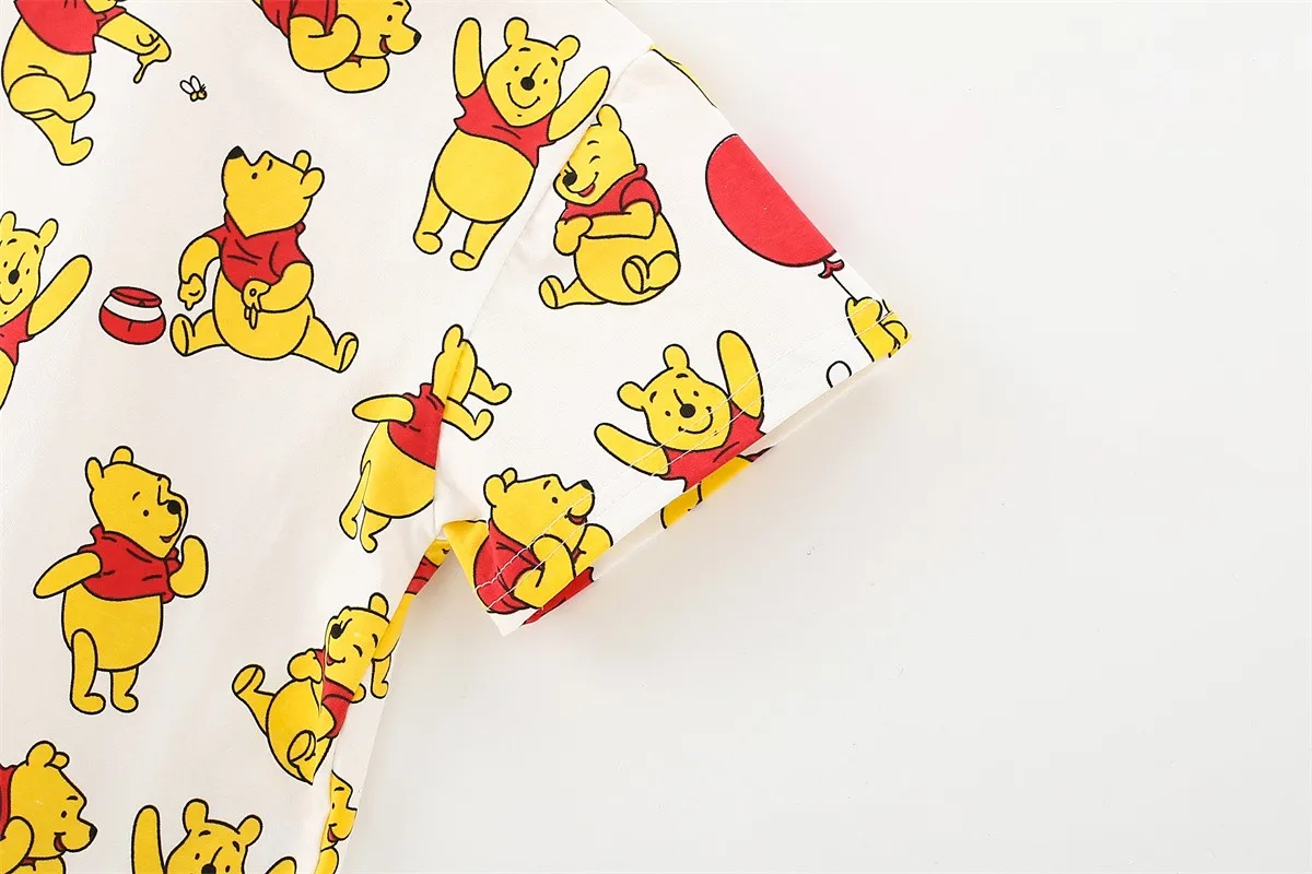Detalle del estampado infantil estilo dibujos animados