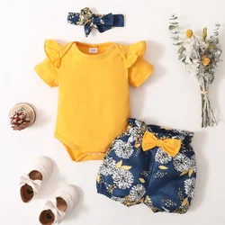 Mono veraniego con volantes y flores para bebé niña