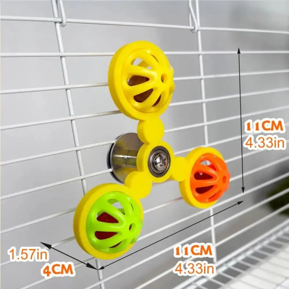Rueda masticable para loros con campanas, giratoria e interactiva - imagen 4