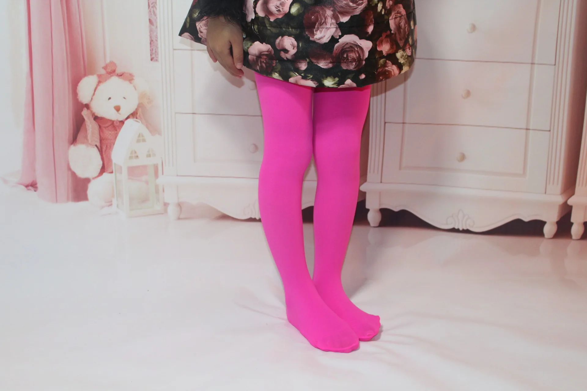 Pantimedias de ballet terciopelo para niñas – Blancas y negras - imagen 5