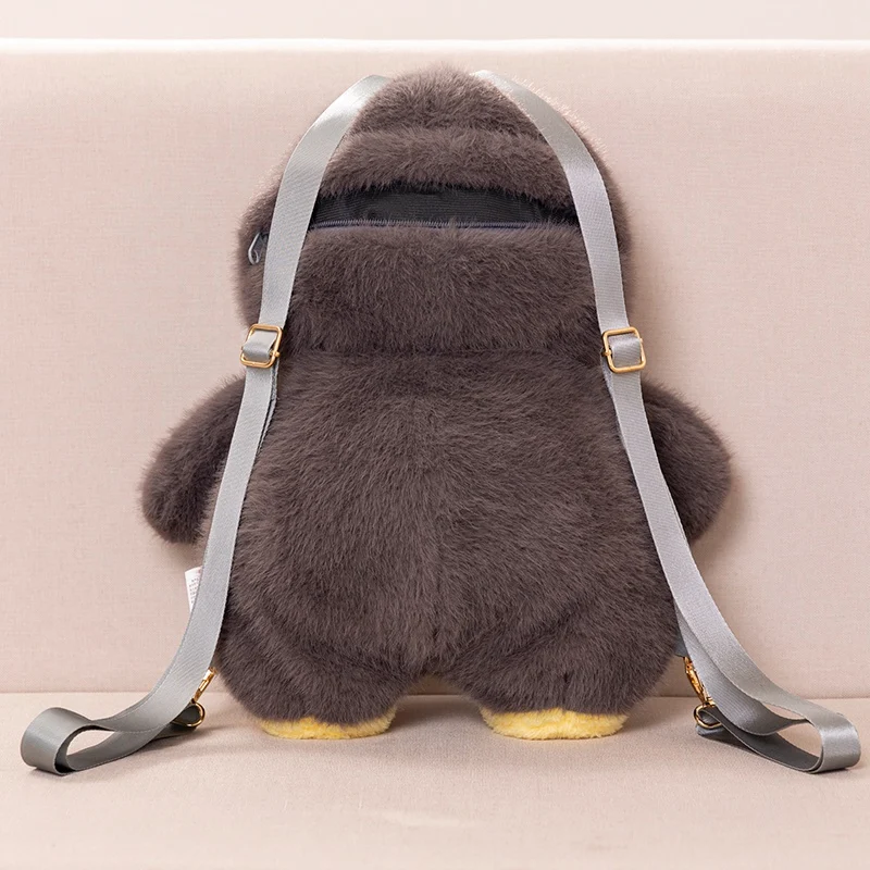 Mochila infantil de peluche con forma de pingüino - imagen 5