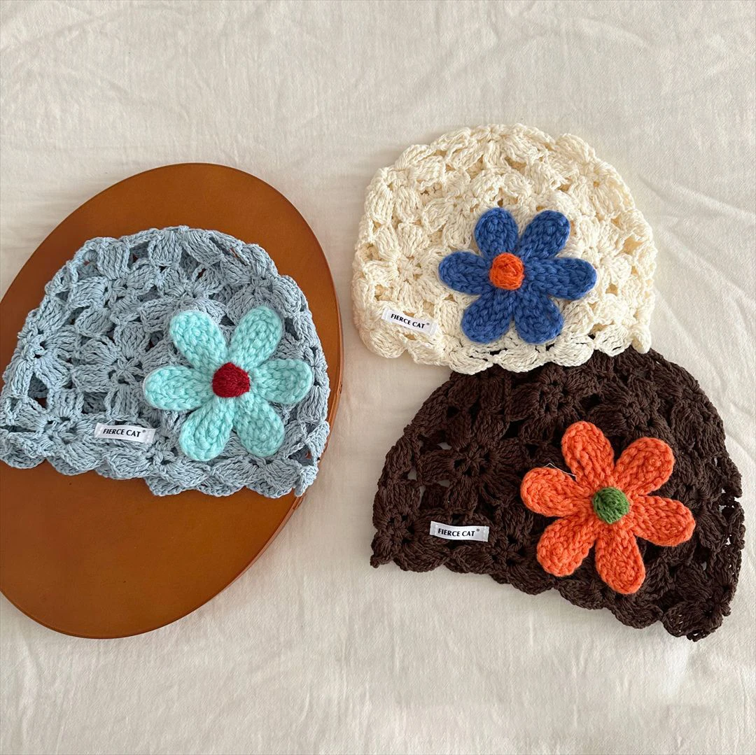 Gorro de punto para niñas con diseño floral transpirable para primavera