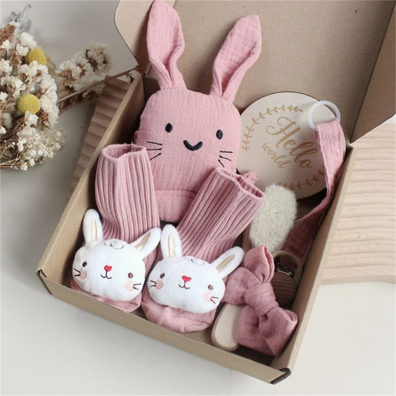 Set regalo bebé: toallas de gasa, conejo, calcetines y cepillo - imagen 2