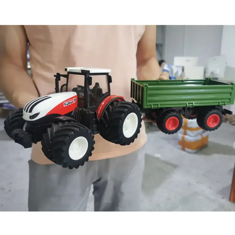 Tractor de granja a control remoto con remolque 2.4G para niños - imagen 2