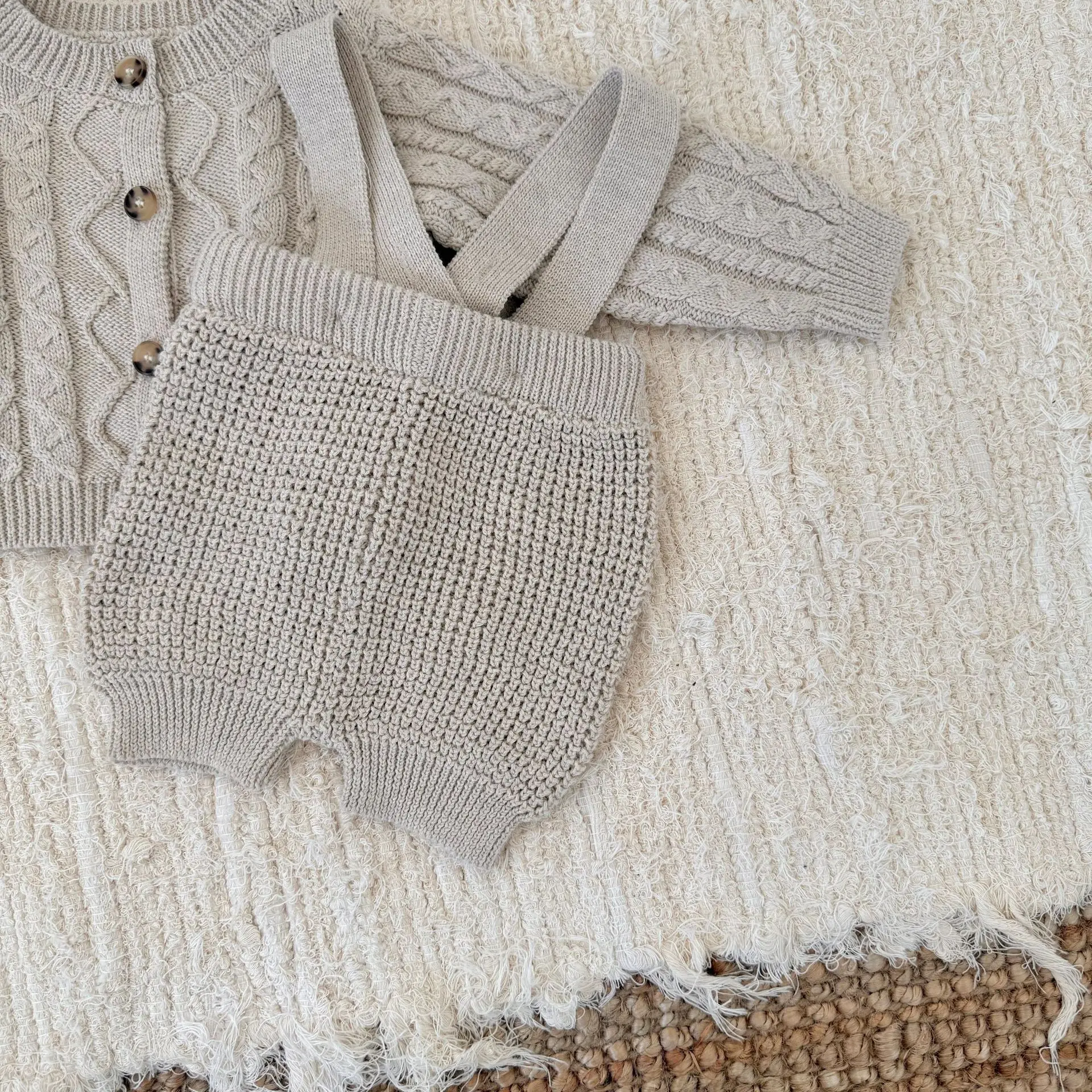 Suéter bebé de punto vintage – Cárdigan niño sin costuras - imagen 2
