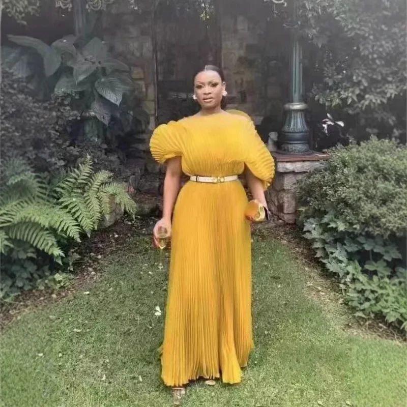 Vestido de maternidad largo plisado blanco para fotos formales - imagen 2