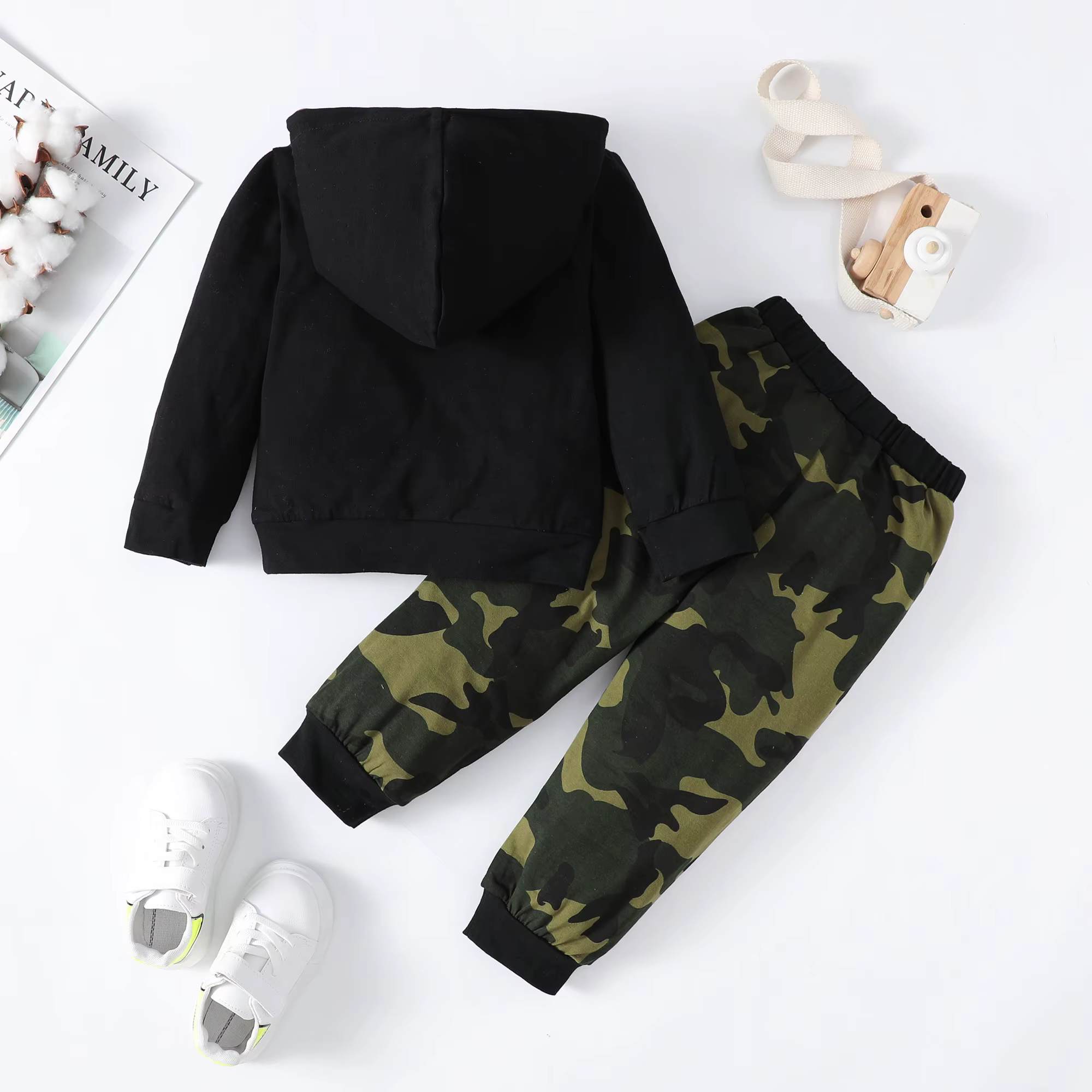 Sudadera capucha y pantalón camuflaje niño pequeño primavera