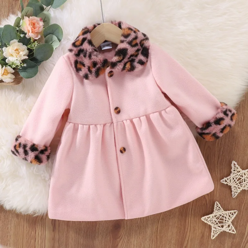 Abrigo de lana para niña con estampado leopardo
