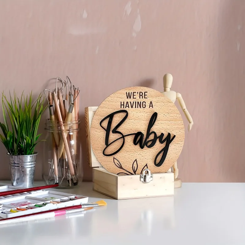 Cartel We're Having de madera para anuncio de embarazo – Decoración maternity - imagen 5
