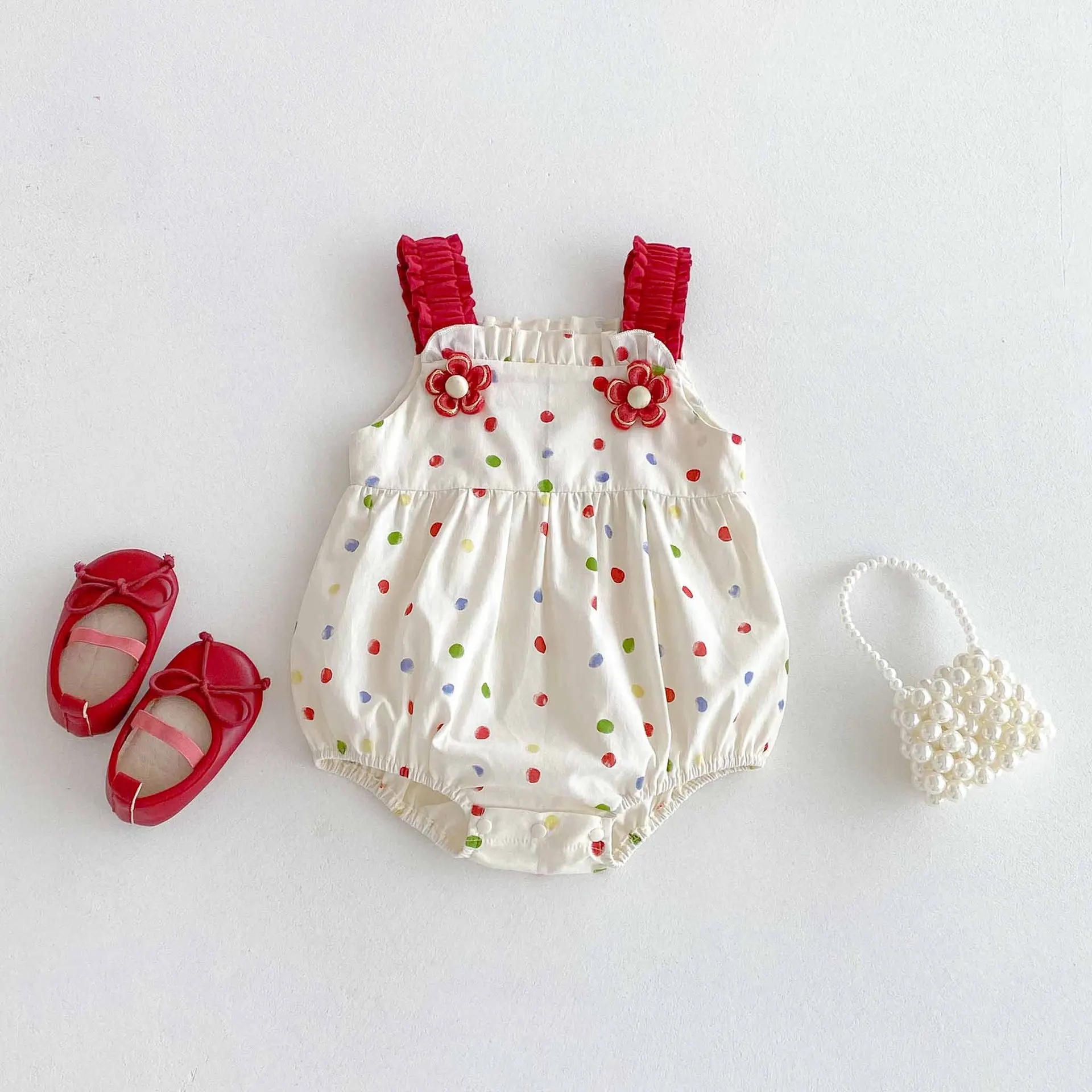 Detalle del estampado y caída de la prenda