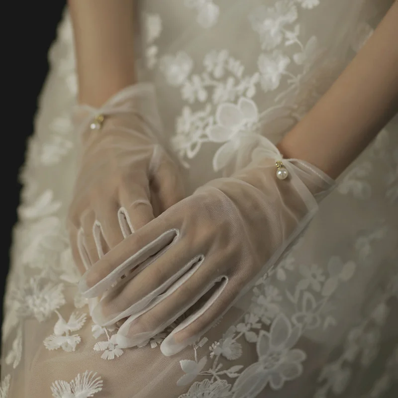 Guante de boda infantil Lolita en tul negro y blanco - imagen 5