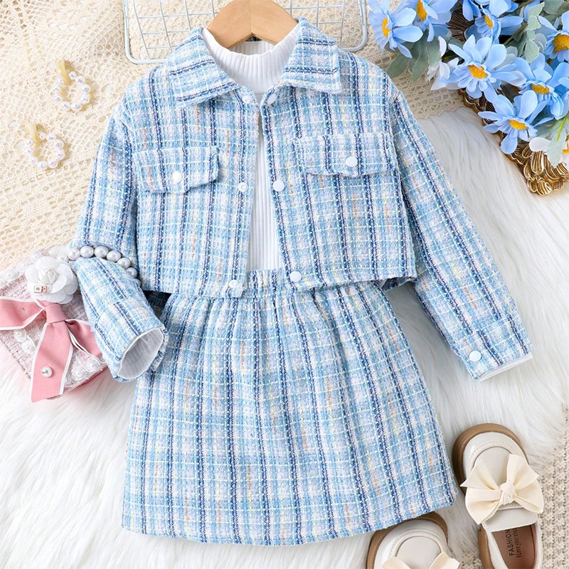 Conjunto de bebé con chaqueta a cuadros, top y falda - imagen 3