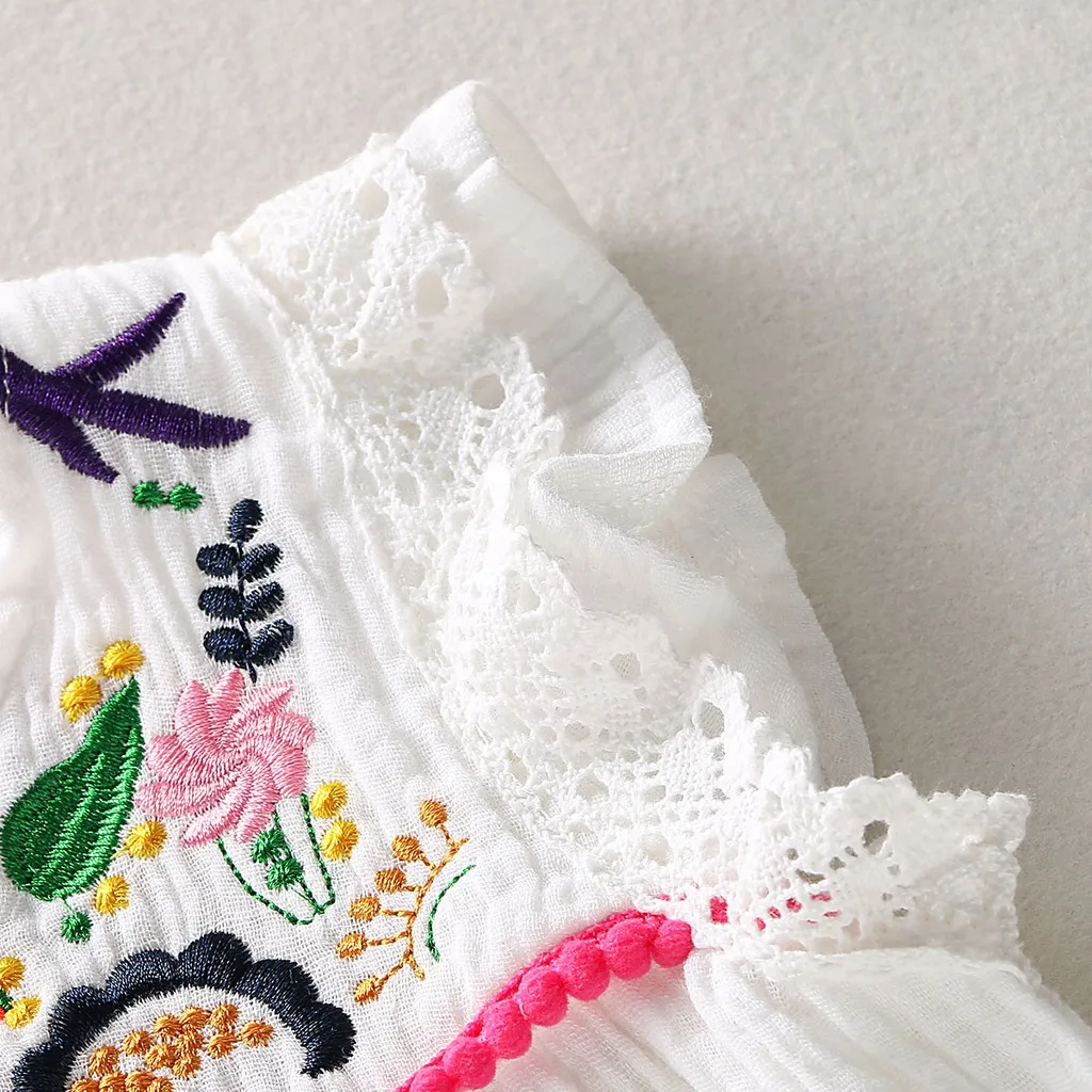 Vestido niña verano lino plisado con bordado delicado manga corta - imagen 4