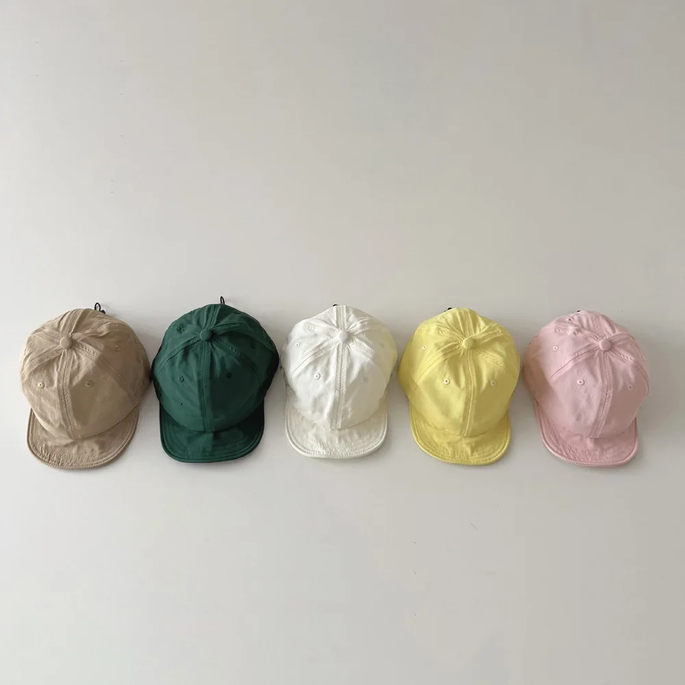 Gorra infantil color sólido, estilo casual