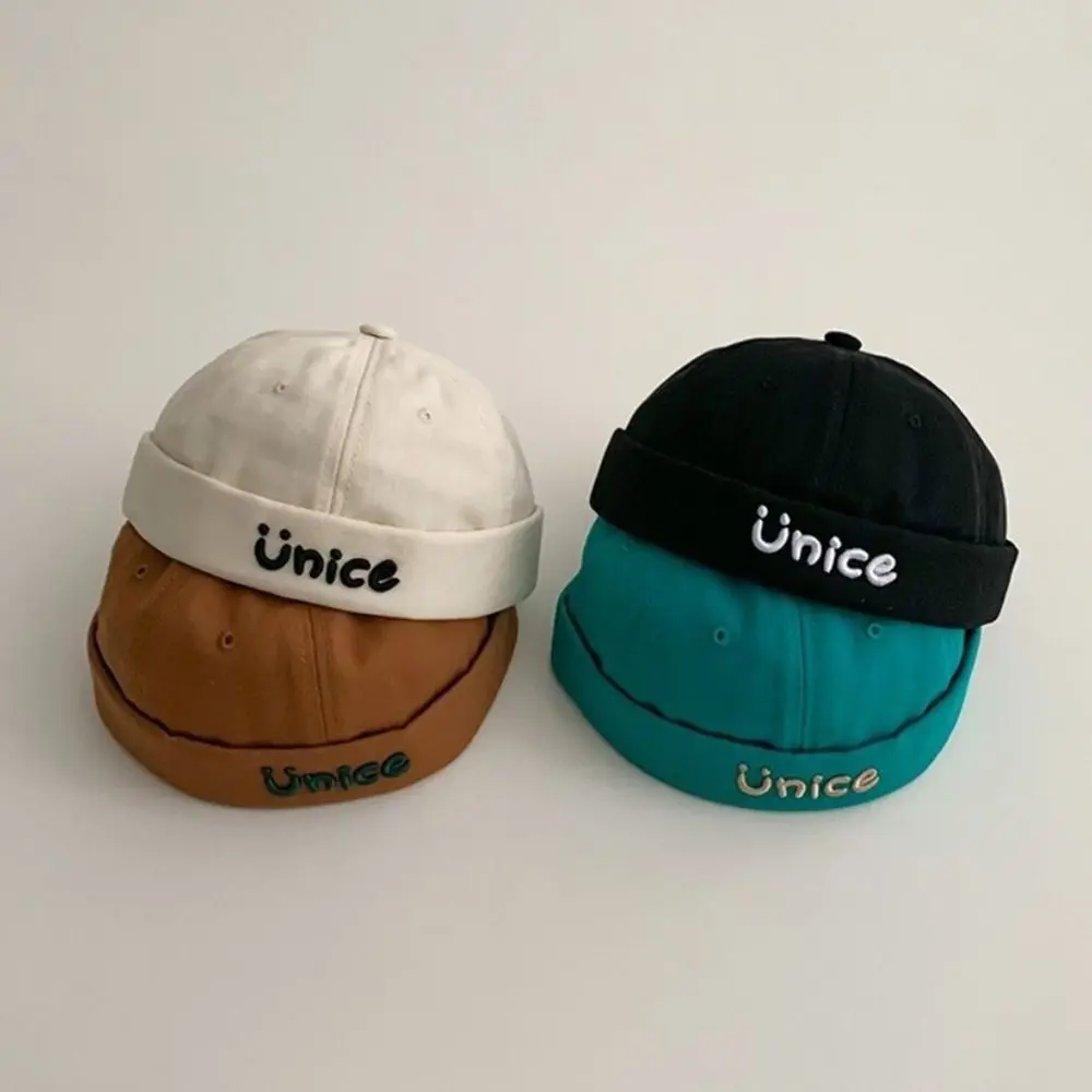 Gorro sin ala de algodón transpirable para bebé con bordados - imagen 4