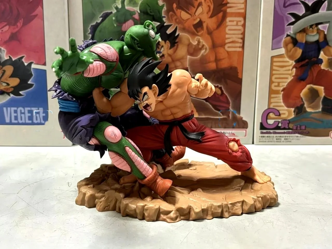 Figura de acción de Son Goku vs Piccolo Ichiban Kuji Dragon Ball Z - imagen 4