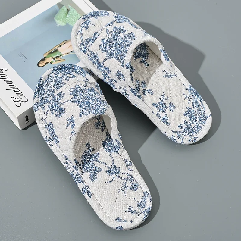 Zapatillas de casa antideslizantes en algodón suave con suela floral - imagen 3