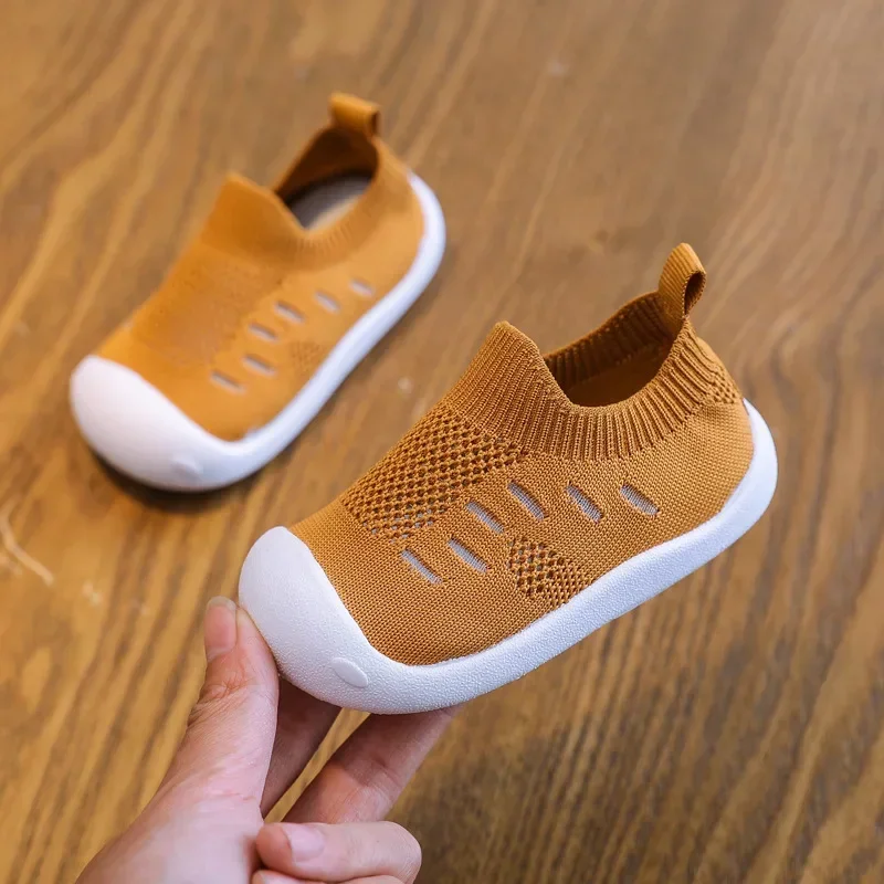 Zapatos antideslizantes bebé verano – Suela flexible primeros pasos - imagen 5