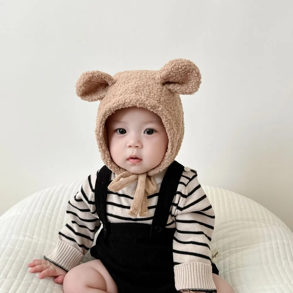 Gorro infantil color café para invierno