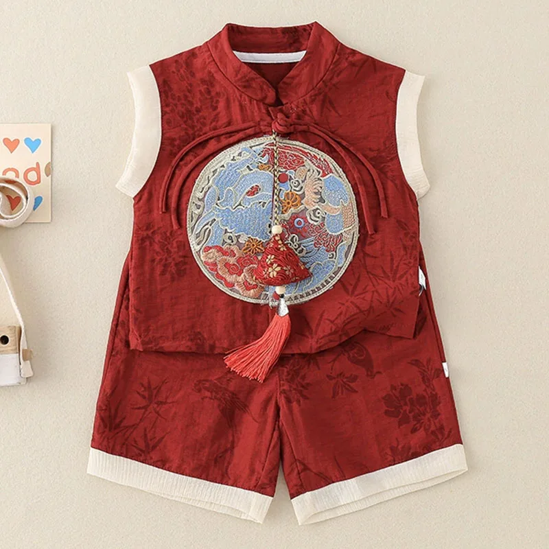 Conjunto de verano sin mangas bordado con pantalón corto para niño - imagen 3