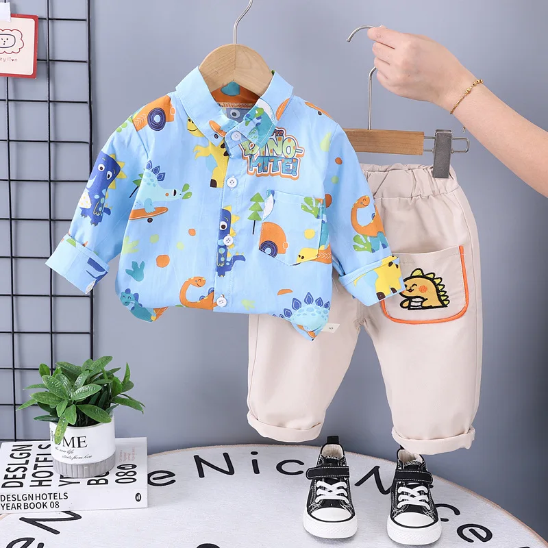 Conjunto bebé otoño: chándal con dibujos animados, camisa y pantalones - imagen 2