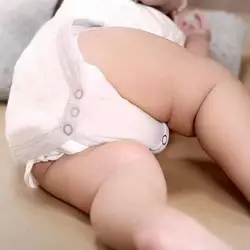 Extensor de entrepierna para body de bebé con broches