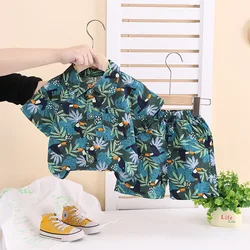 Conjunto de verano para bebé con camisa y pantalón corto estampado