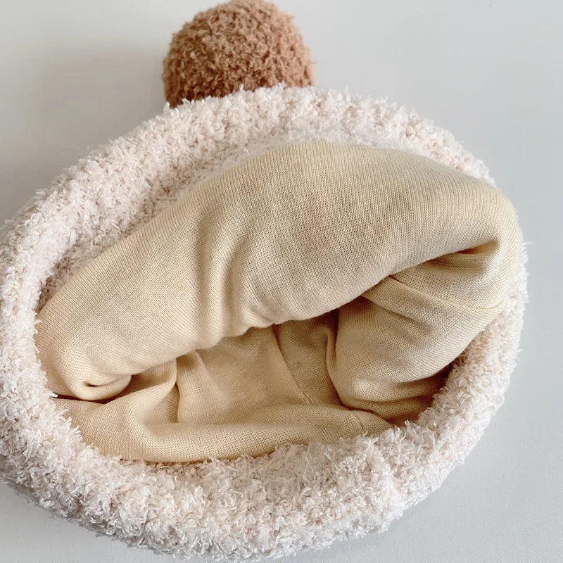 Gorro de felpa suave para bebé – Ideal para el invierno - imagen 2