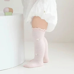 Milangel Calcetines Largos con Flores para Bebé – Cómodos
