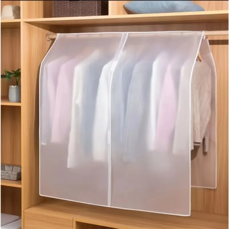 Funda antipolvo semi transparente para ropa colgada del armario - imagen 2