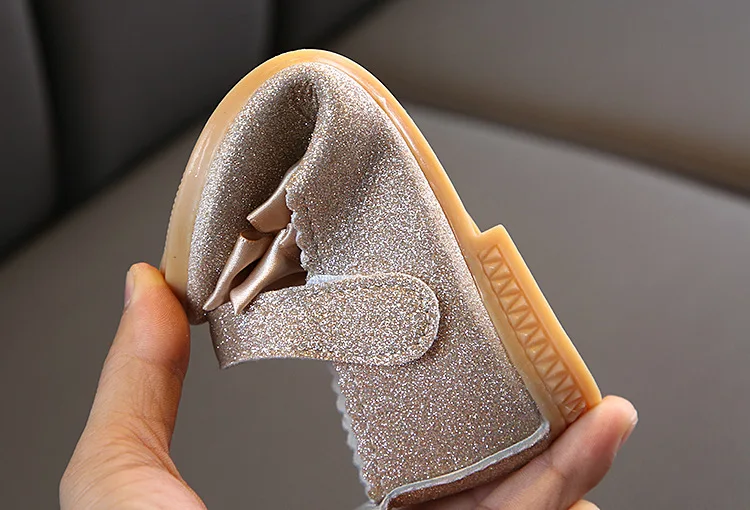 Zapatos planos con lazo para niña