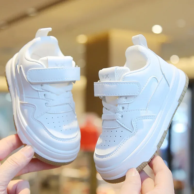Zapatos deportivos blancos antideslizantes para bebés - imagen 3