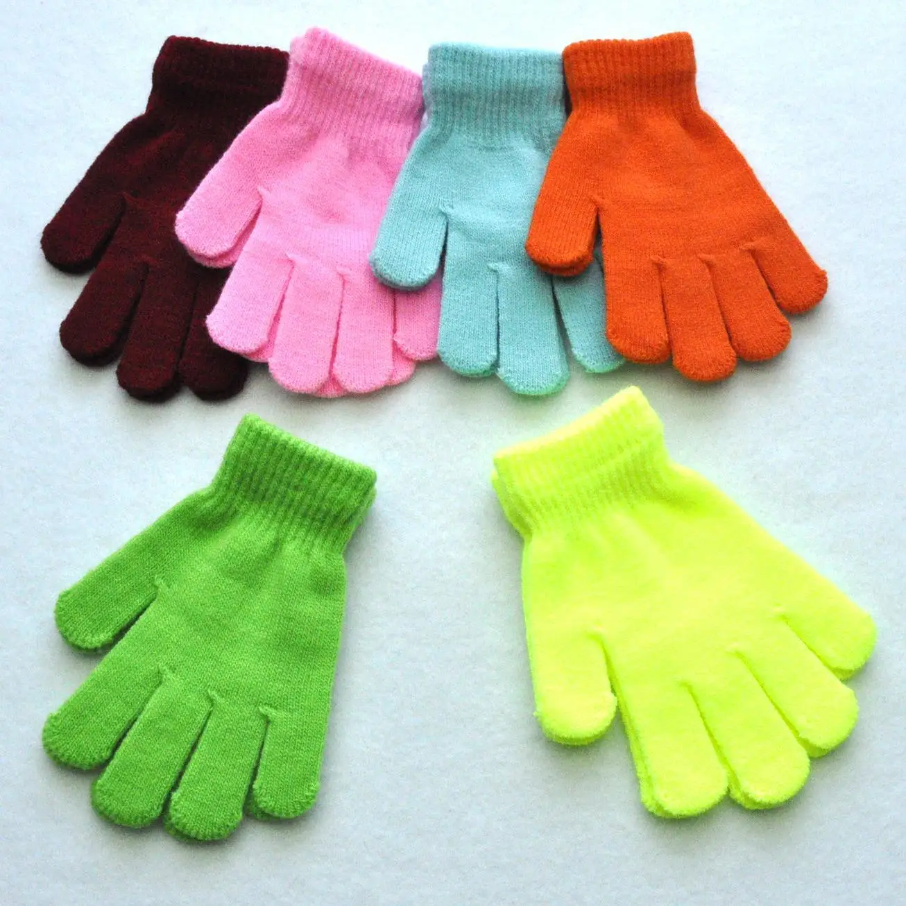 Guantes de punto para niños: peludos, color sólido, para otoño - imagen 4