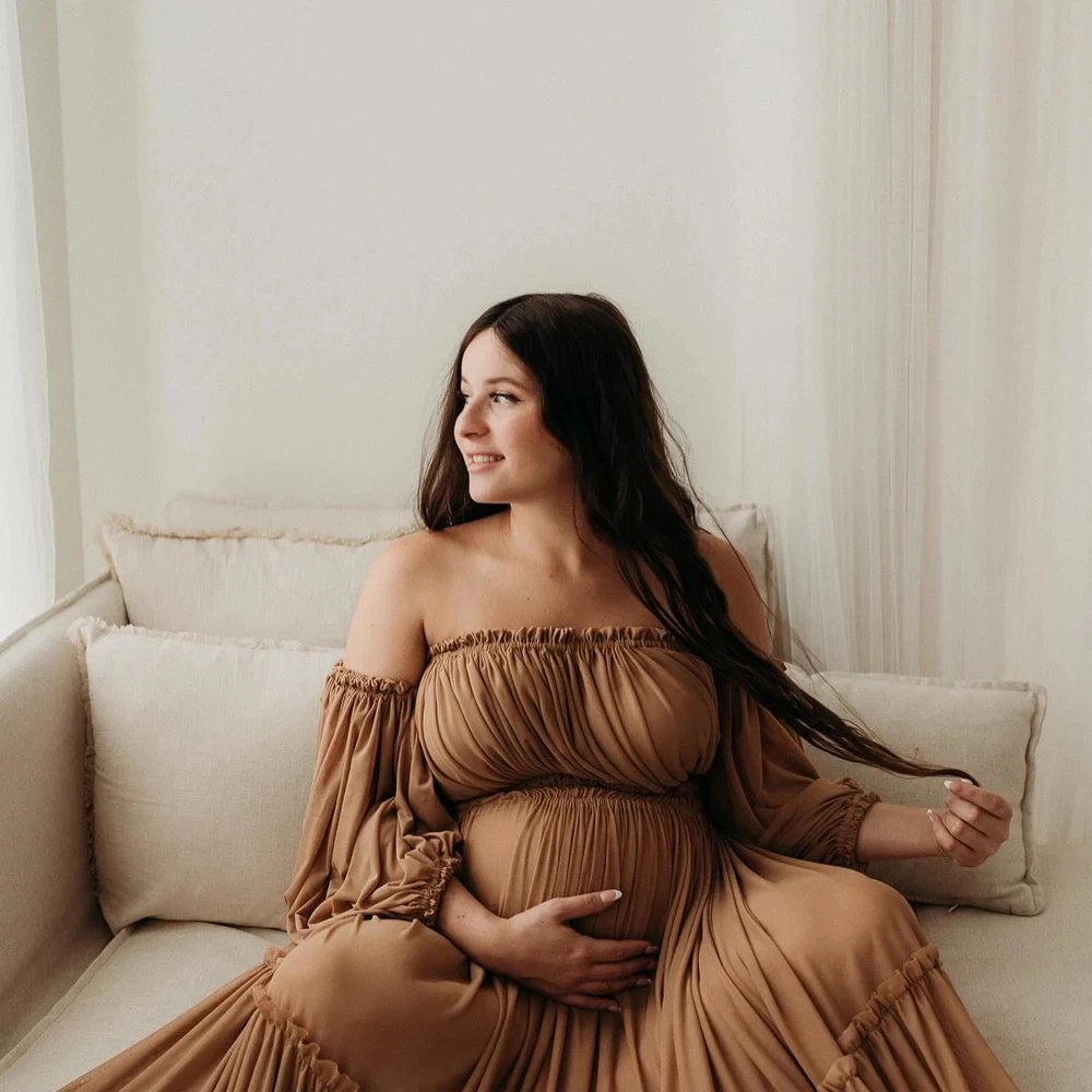 Vestido premamá de gasa bohemia marrón para sesiones fotográficas - imagen 3