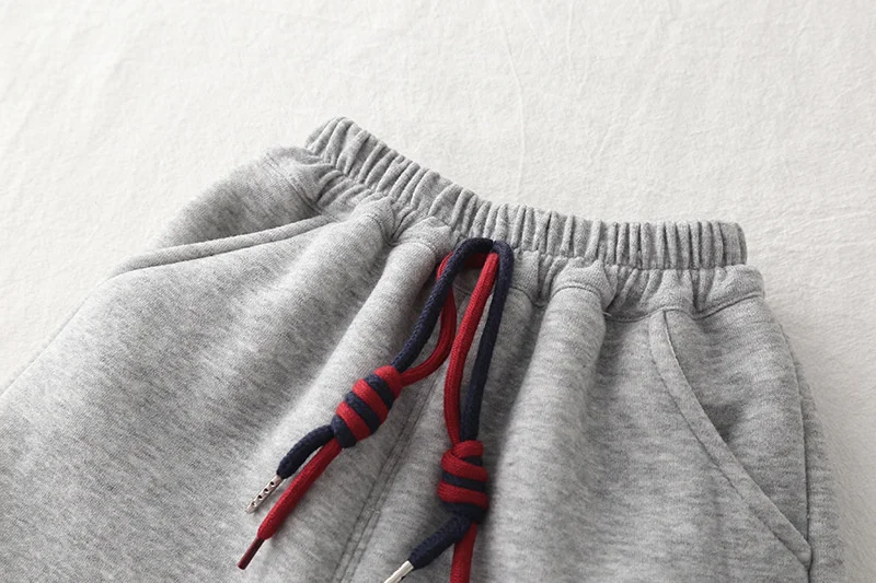 Pantalón de invierno con estilo infantil