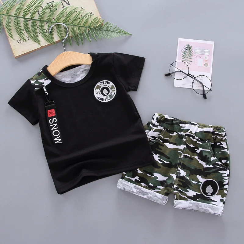 Conjunto infantil de verano en blanco y negro