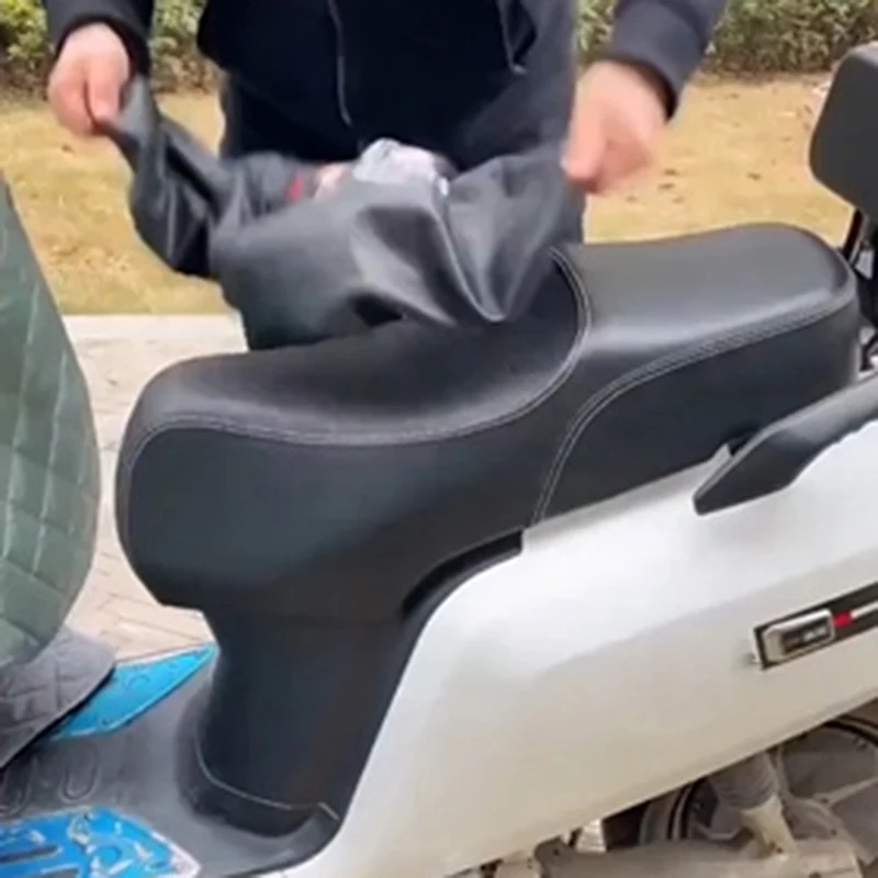 Funda impermeable para scooter – Protección solar y lluvia - imagen 5