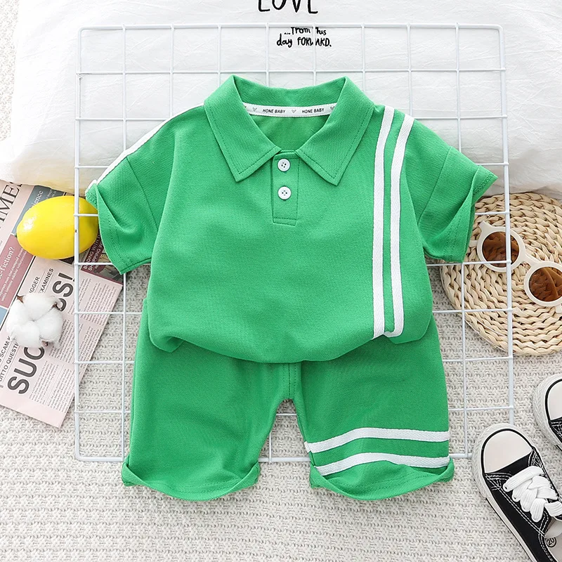 Colores disponibles del conjunto: blanco y verde