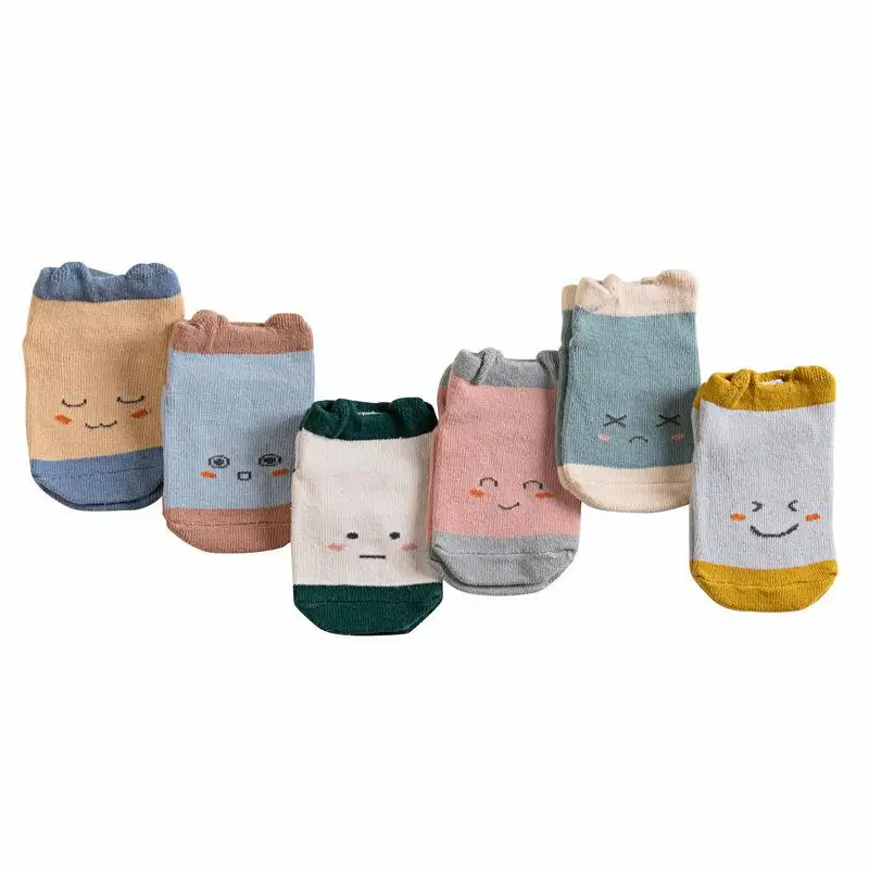 Calcetines antideslizantes de algodón para bebé con dibujo lúdico - imagen 2