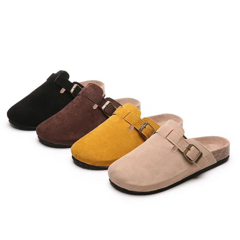 Zapatillas en uso informal interior