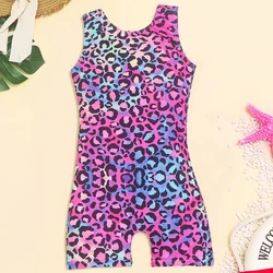 Bañador de una pieza para niña con estampado leopardo