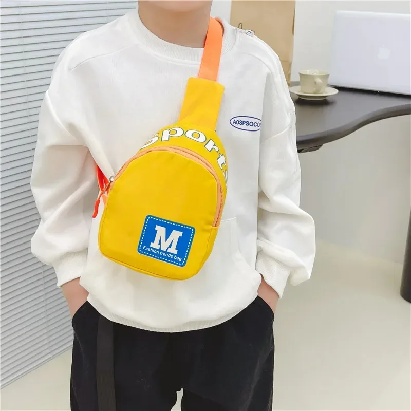 Mini bolso bandolera infantil moderno para guardería y viajes - imagen 2