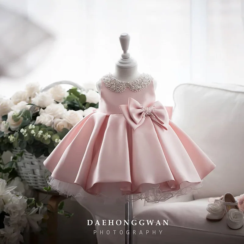 Vestido satén blanco niña estilo princesa con lazo - imagen 2