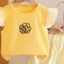 Conjunto de verano niña: camiseta manga corta y pantalón corto